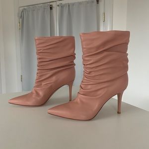 NIB Gianvito Rossi Light Pink Cecile Ankle Booties